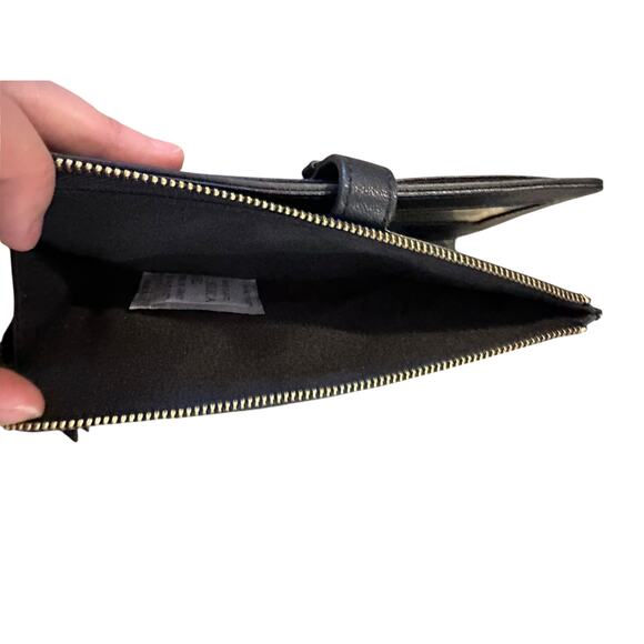 NWT Fossil Black Leather Wallet | QuietLuxury GiftableStyle TimelessStyle - Picture 3 of 5